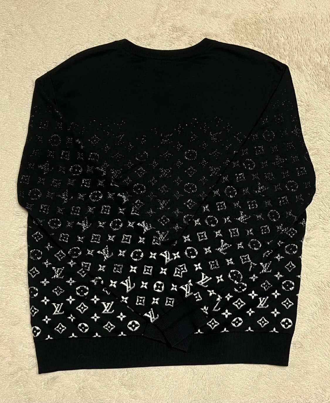 루이비통 그라디언트 니트 L 상품이미지3