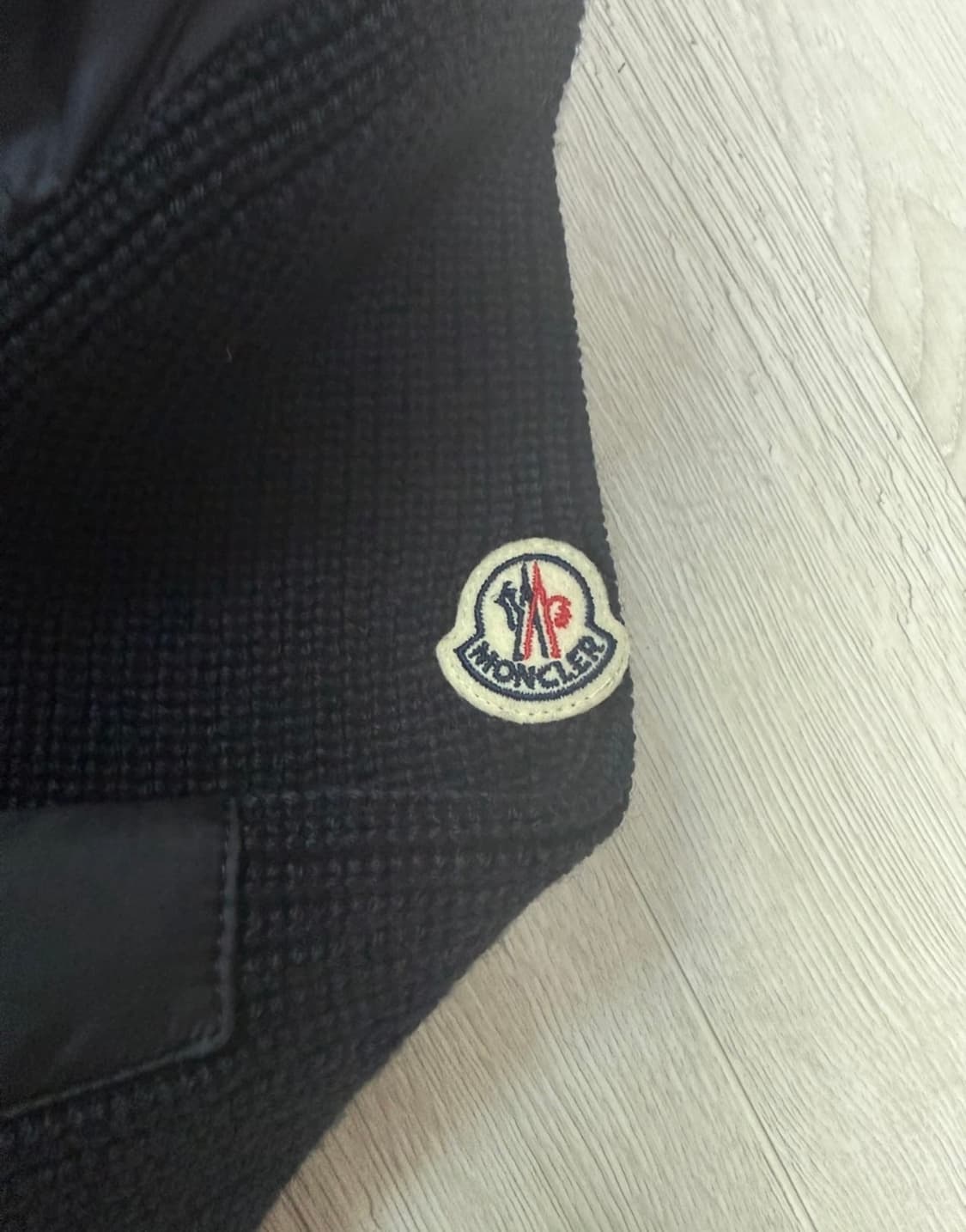 몽클레어 니트 후드패딩 M사이즈 상품이미지3