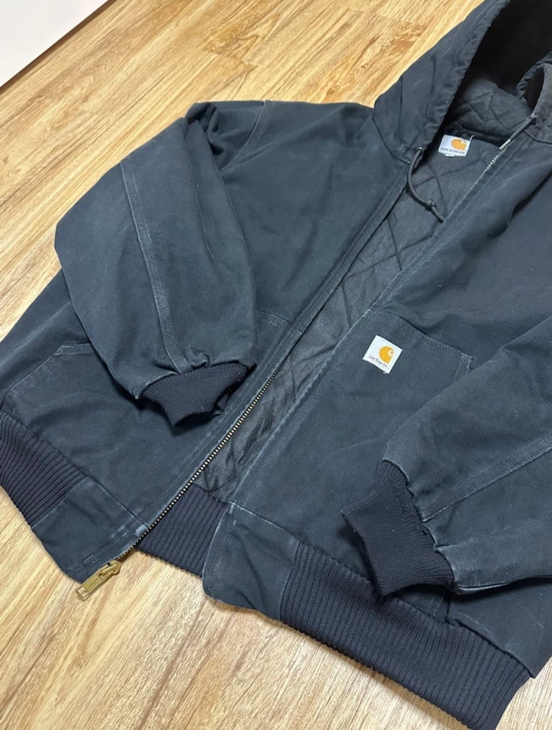 칼하트 J140 블랙 후드 자켓 XL 상품이미지1