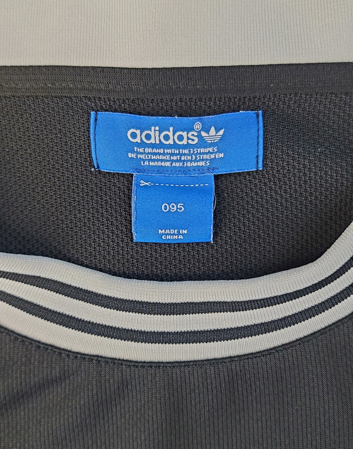 [95.M] 아디다스 X 니고베어 콜라보 농구져지(민소매티셔츠) 판매 상품이미지8