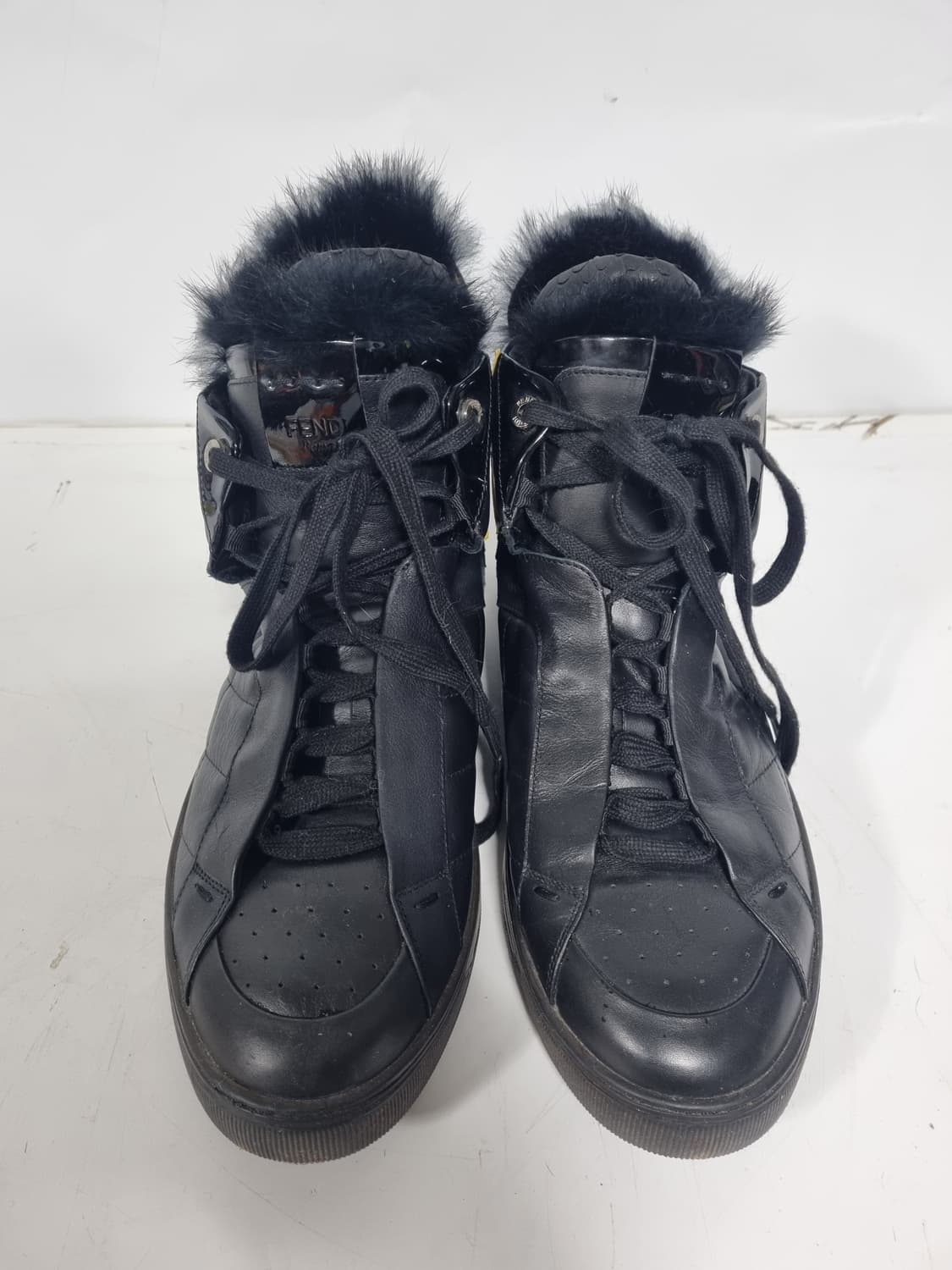 Fendi st 스터드 퍼 스니커즈 상품이미지2