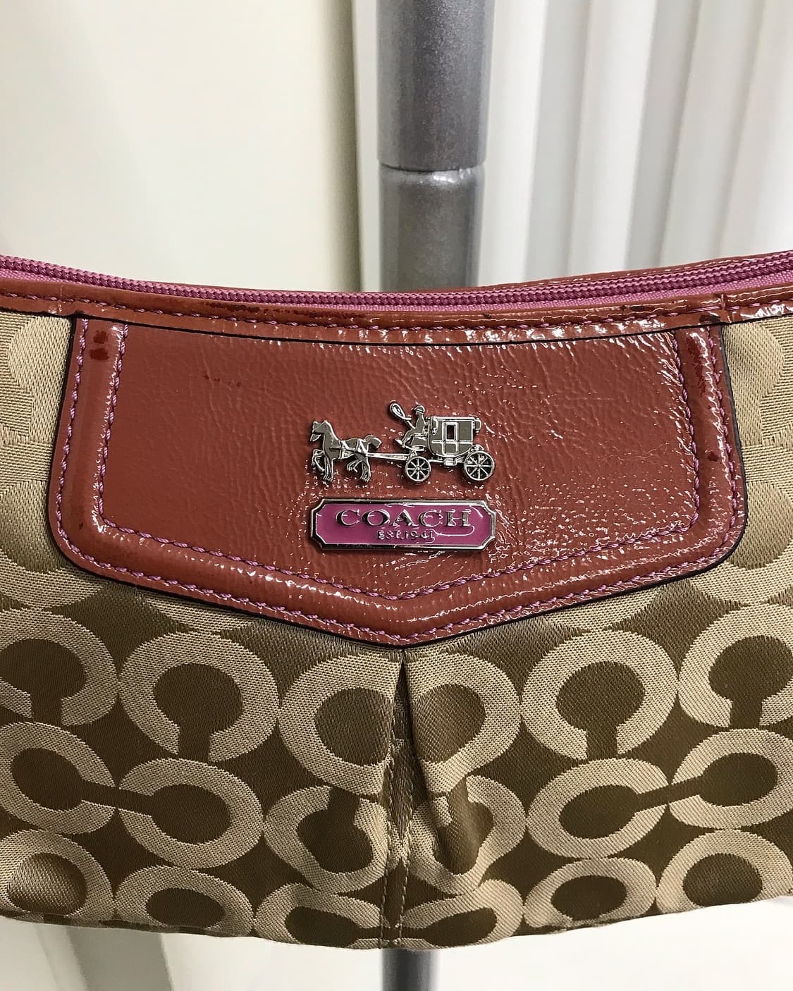 코치 미니 숄더백 상품이미지2