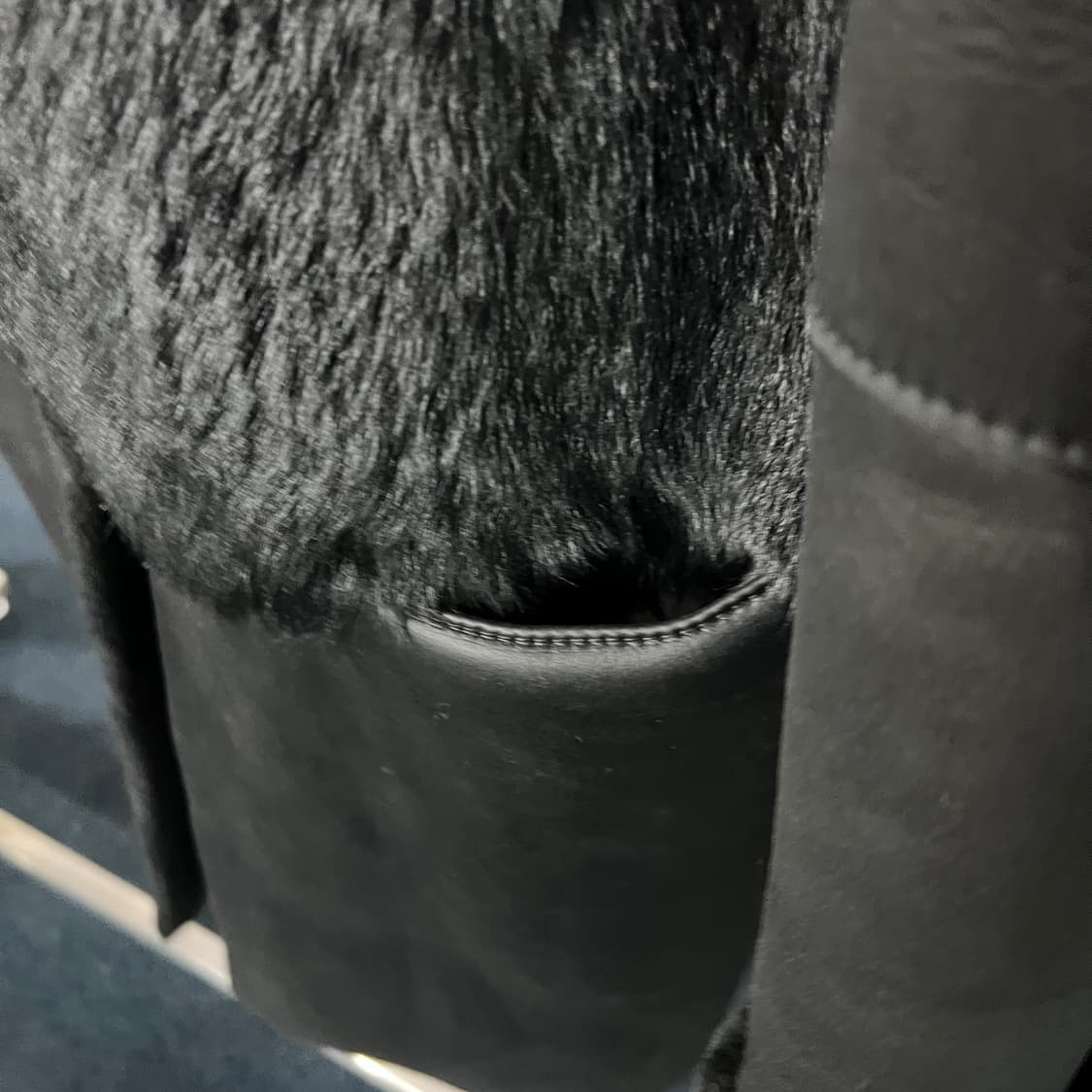 [44] 시슬리 앙가죽100% 무스탕 코트   상품이미지4