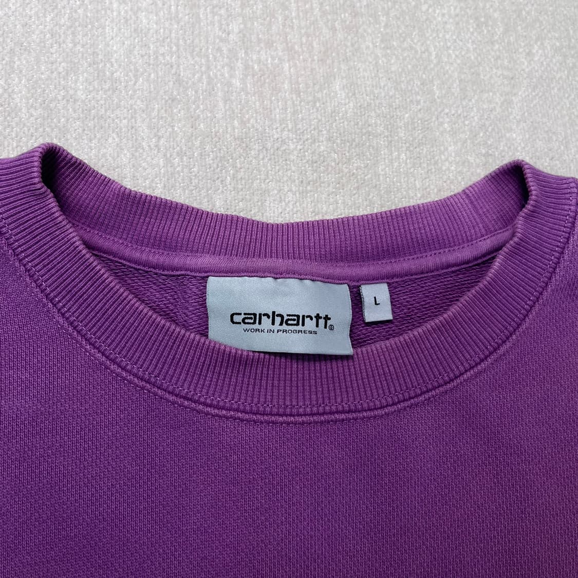 100 칼하트 WIP 스펠아웃 맨투맨 상품이미지3