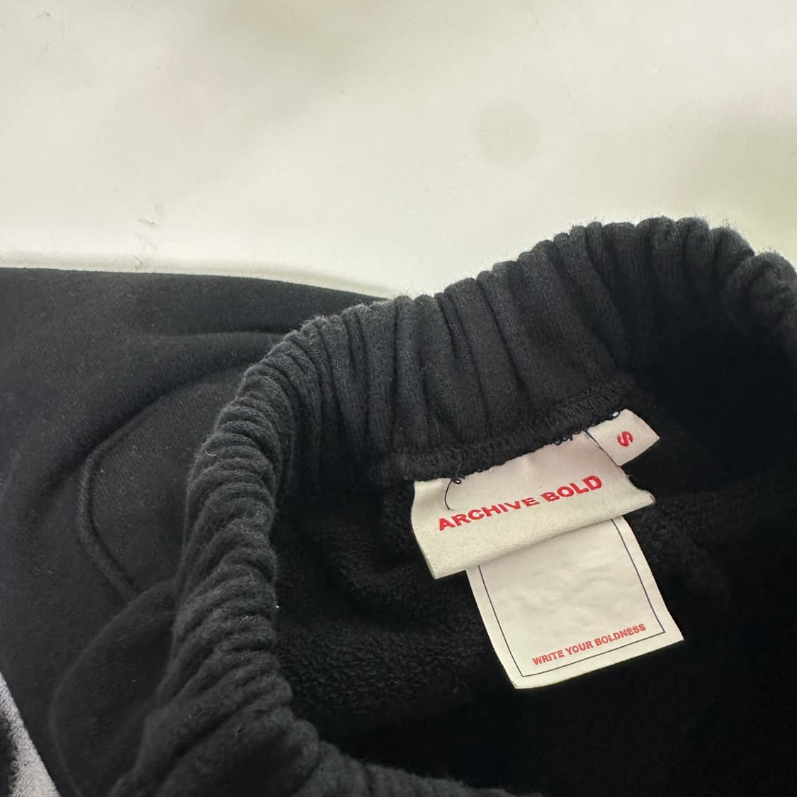 S-M 아카이브볼드 루즈핏 플라워 페인팅로고 밑단스트링 스웻팬츠 상품이미지4