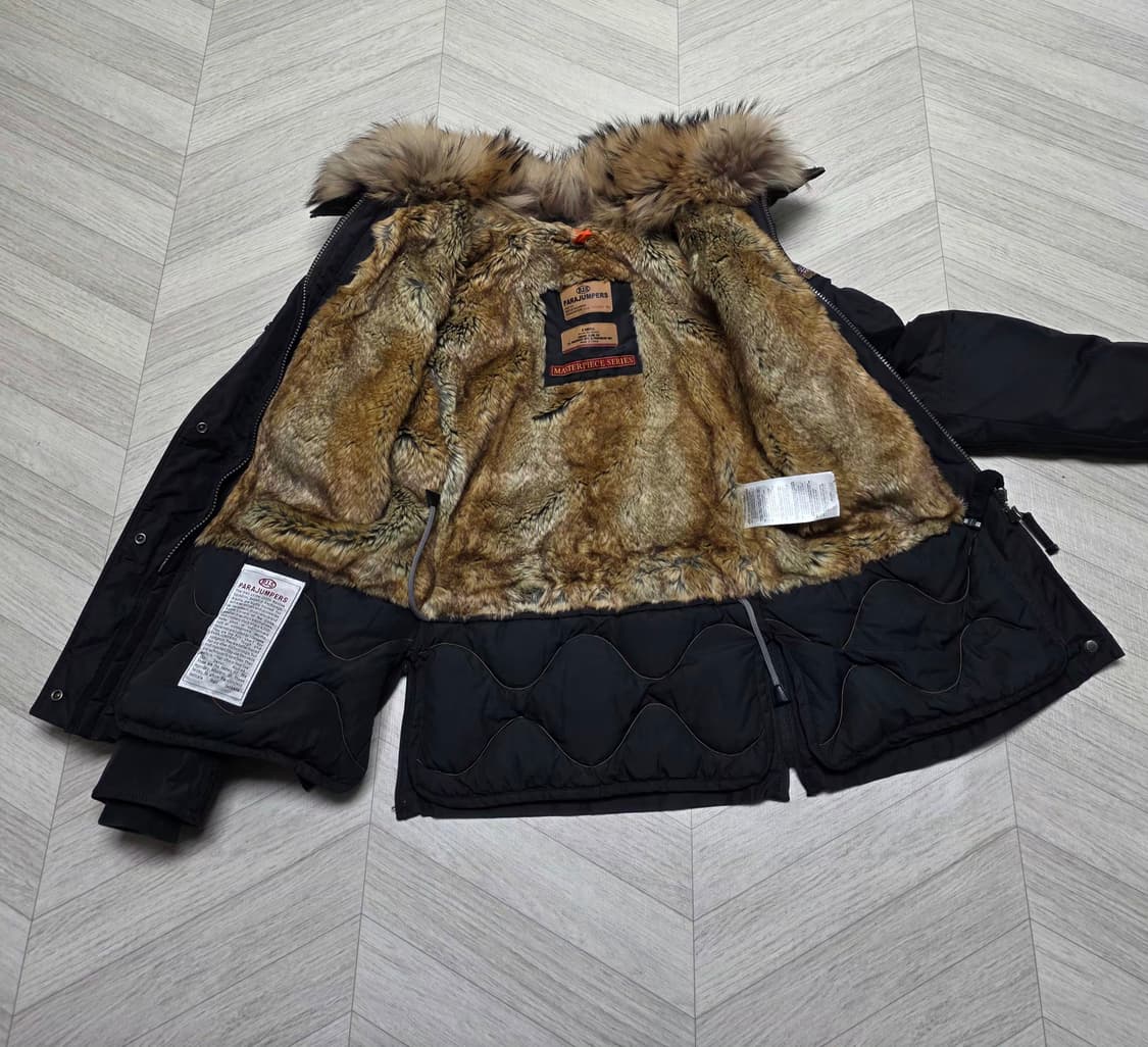 파라점퍼스 마스터피스 블랙 패딩 여성 XS. 85 상품이미지6