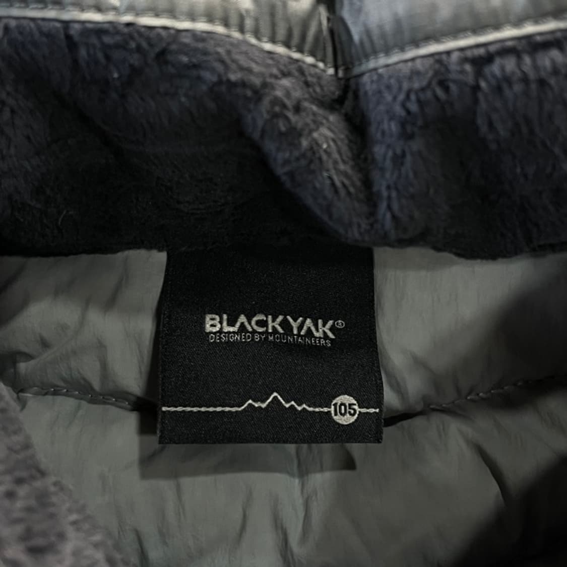 105 블랙야크 경량패딩 상품이미지4
