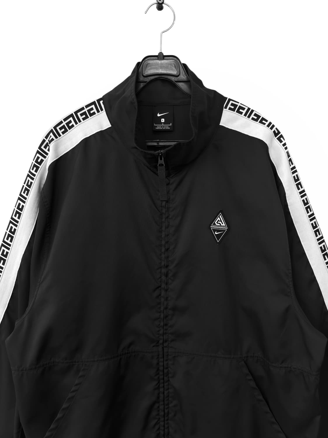 나이키 바람막이 상품이미지3