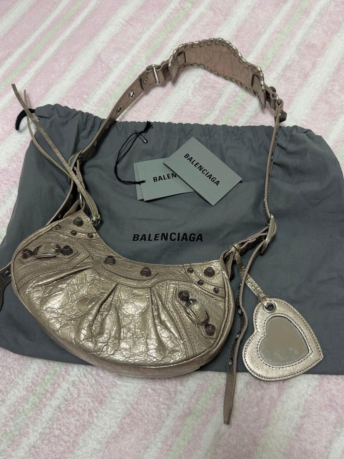 발렌시아가 르카골 xs 메탈라이즈드 베이지 상품이미지2