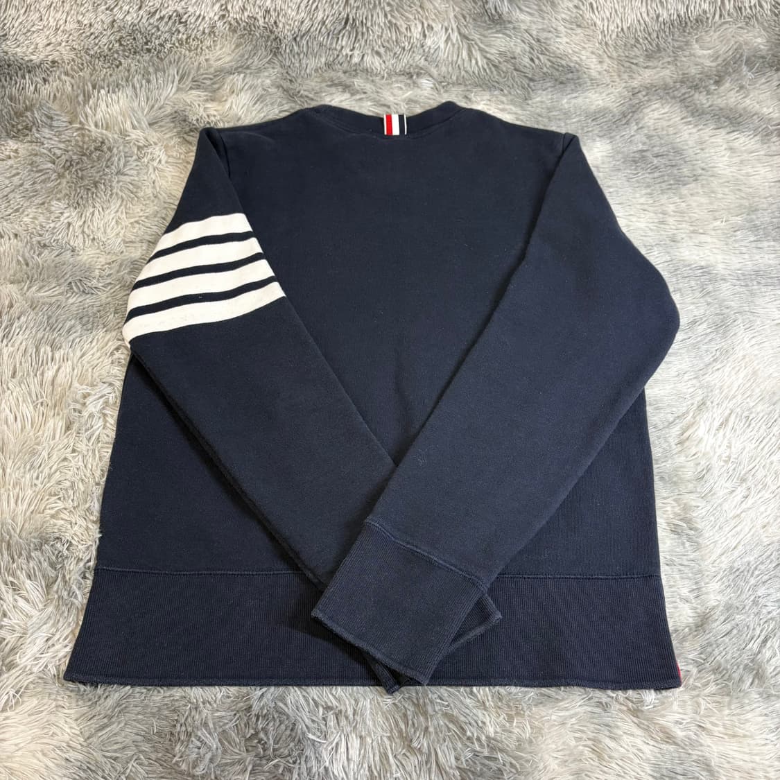 2사이즈 톰브라운 사선완장 맨투맨 네이비 상품이미지2