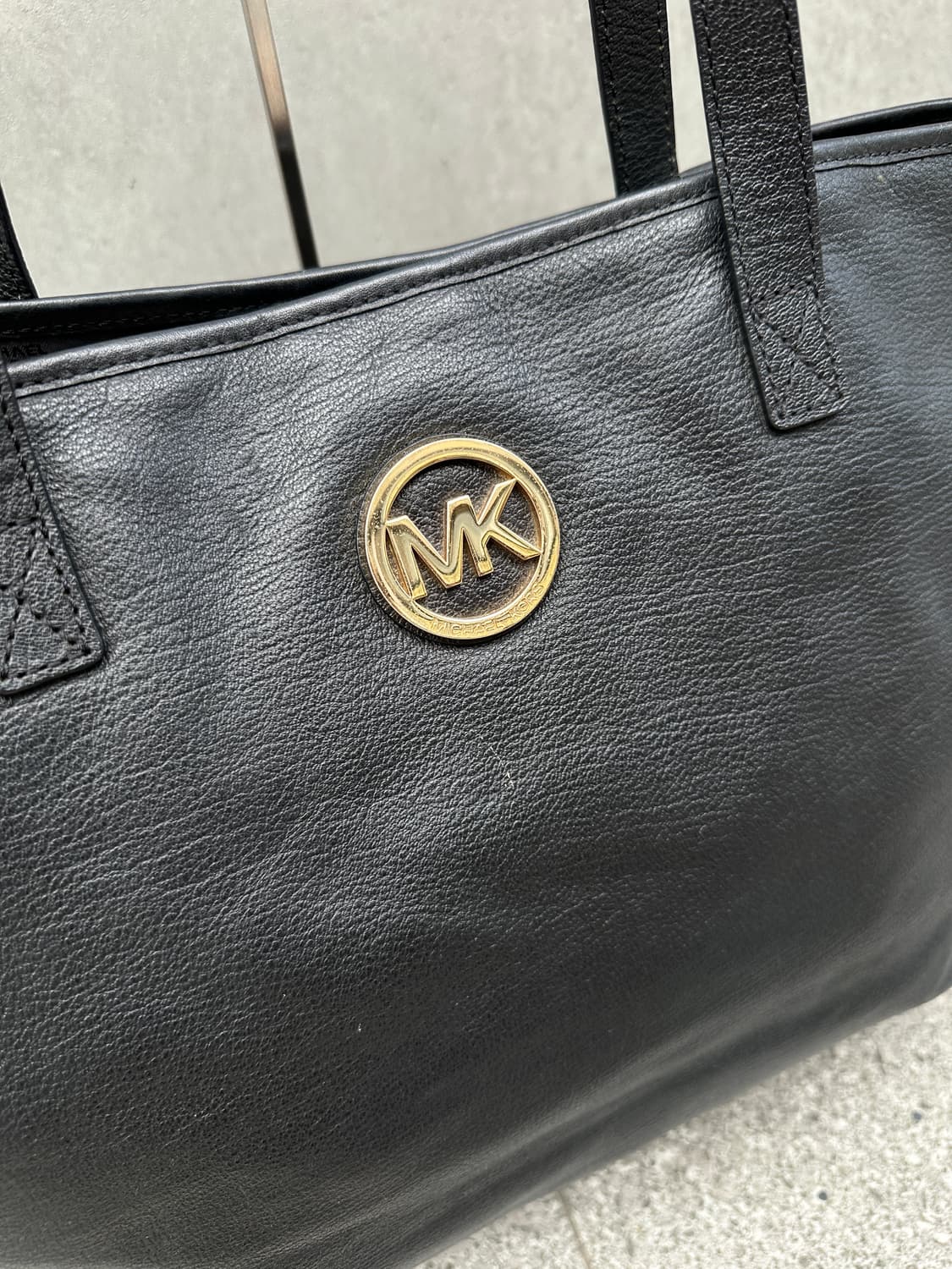 마이클 코어스(Michael Kors)의 풀턴(Fulton) 라인 레더  상품이미지2