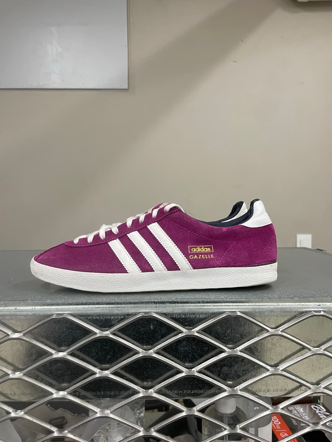 아디다스 가젤 퍼플 260 상품이미지1
