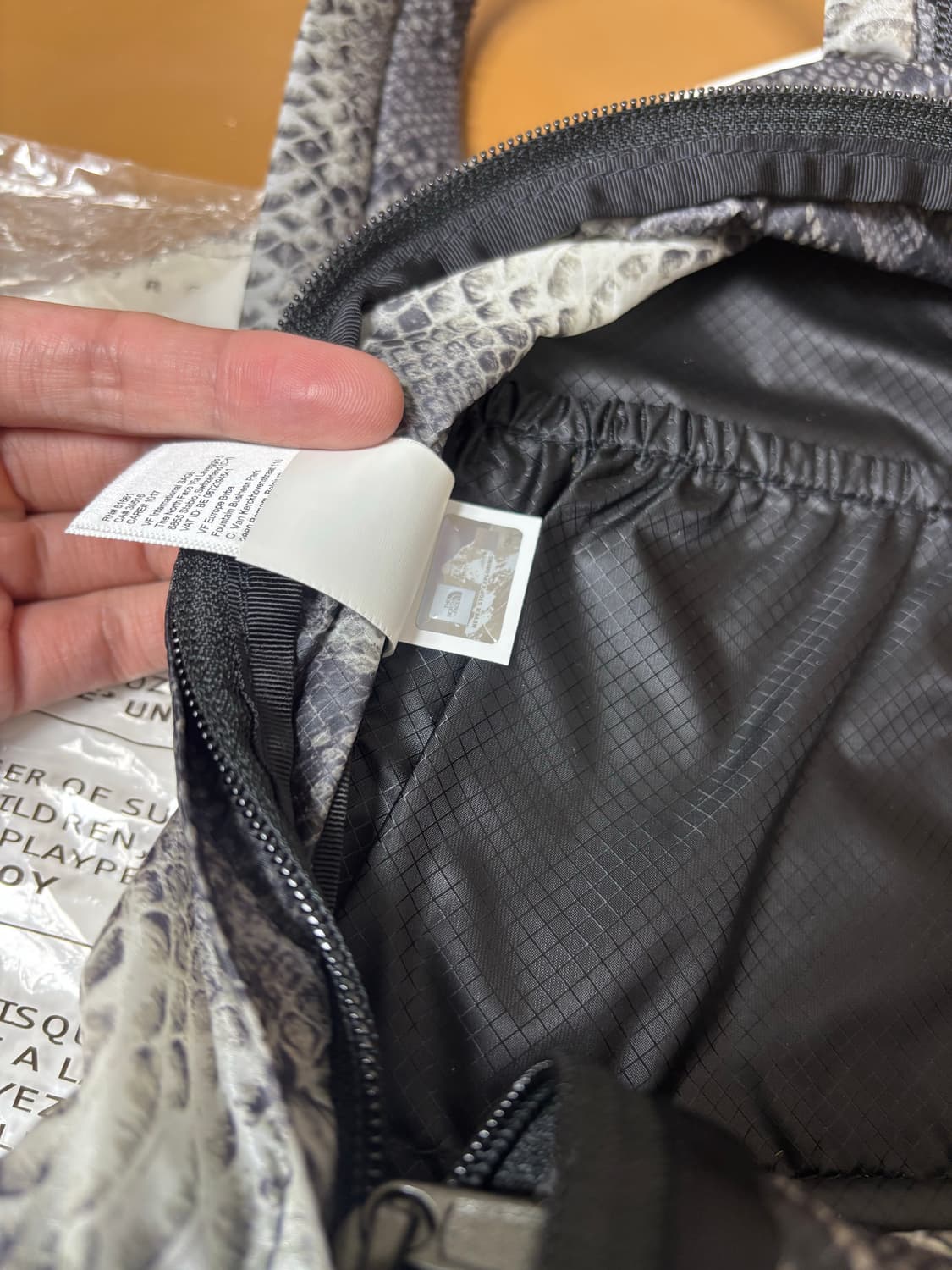 Supreme 슈프림x노스페이스 스네이크 백팩 가방 (Snake) 상품이미지7