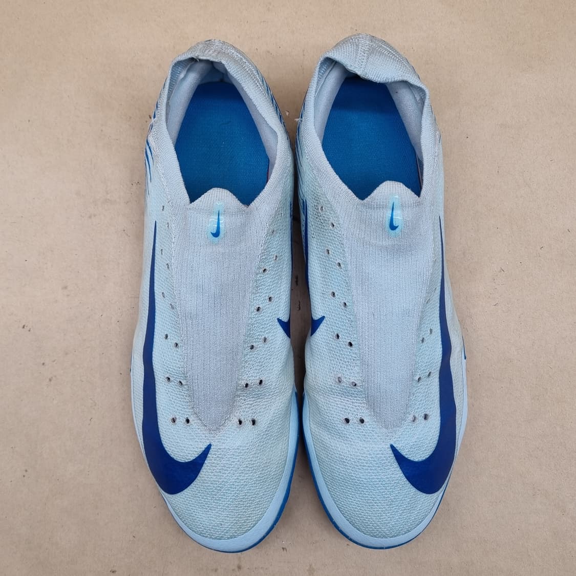 나이키 줌 머큐리얼 베이퍼16 프로 풋살화275 상품이미지2