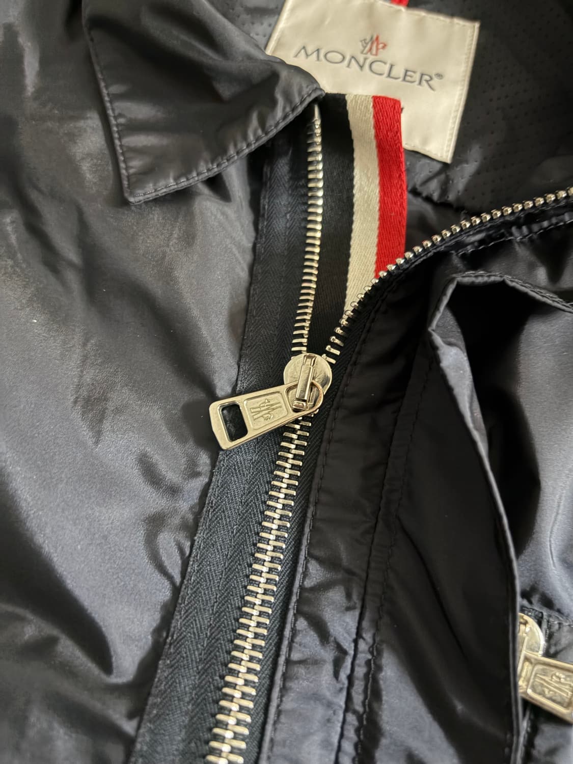 (새상품급, 3) 몽클레어 바람막이 상품이미지2