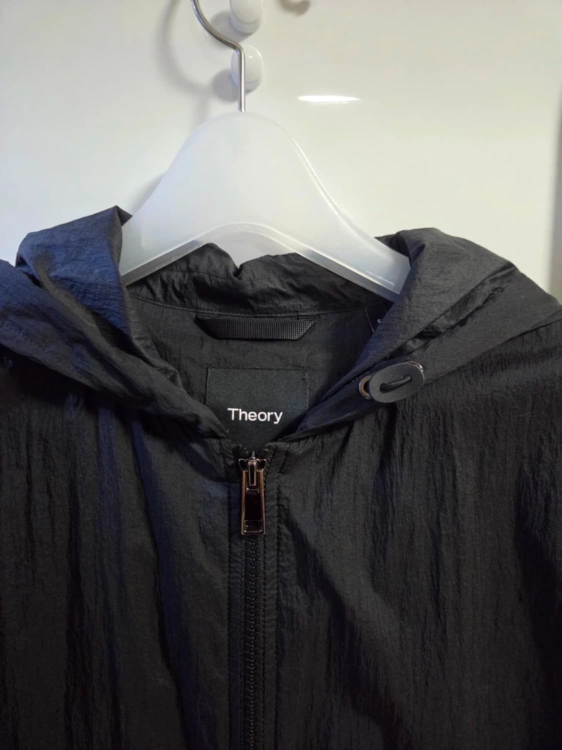 [24SS] 띠어리 켈소 워셔블 나일론 후드 자켓 상품이미지3