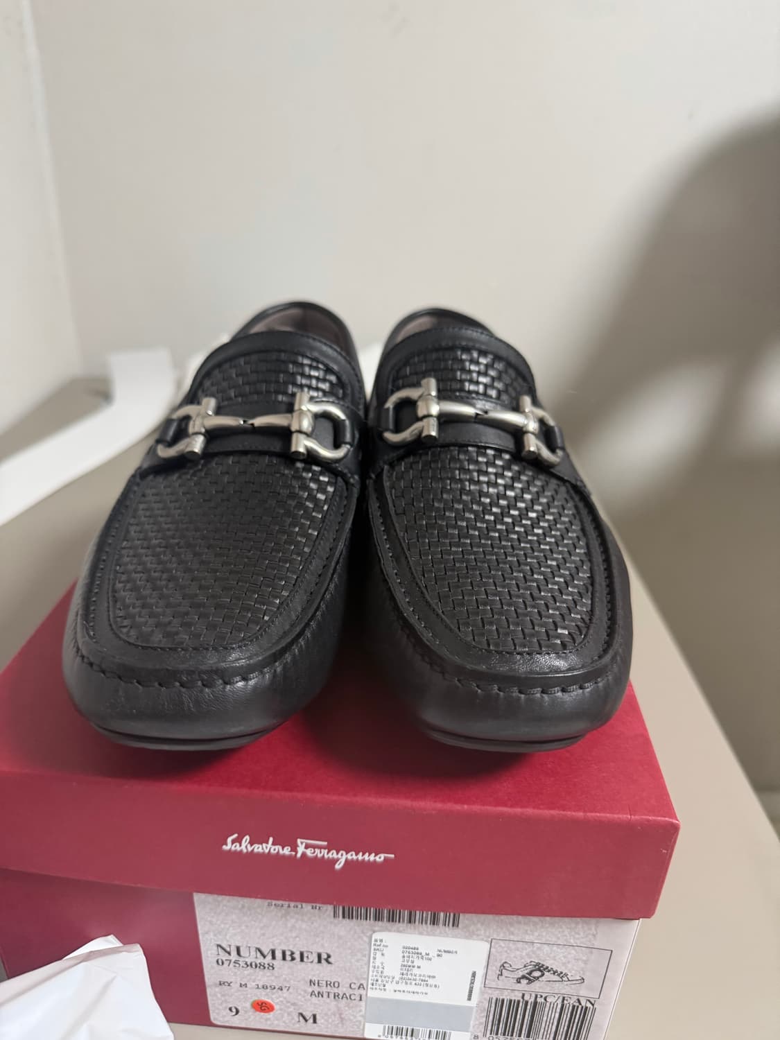 페라가모 간치니 로퍼 8.5 상품이미지2