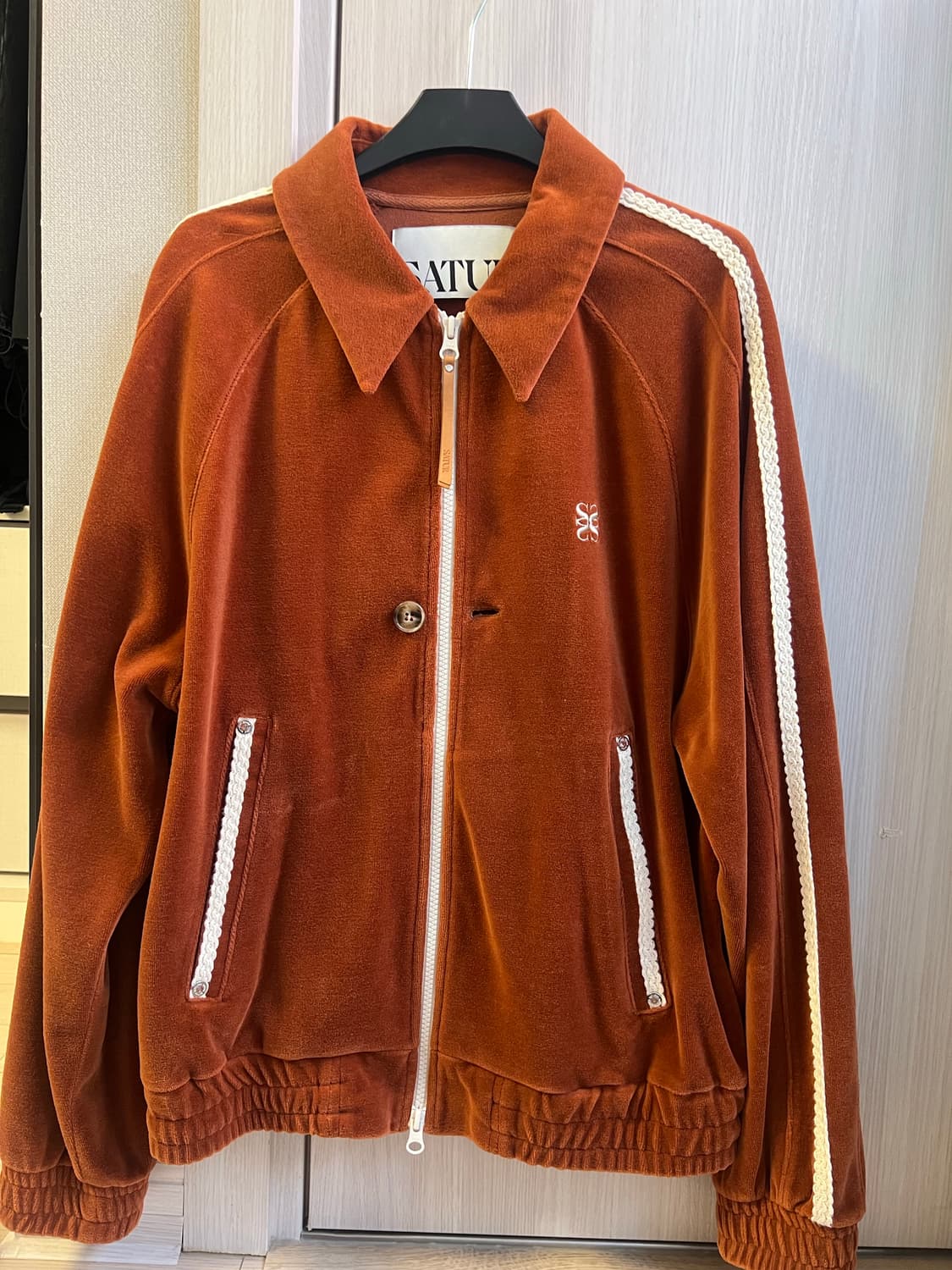 세터 (SATUR) 벨루어 트랙 자켓 상품이미지2