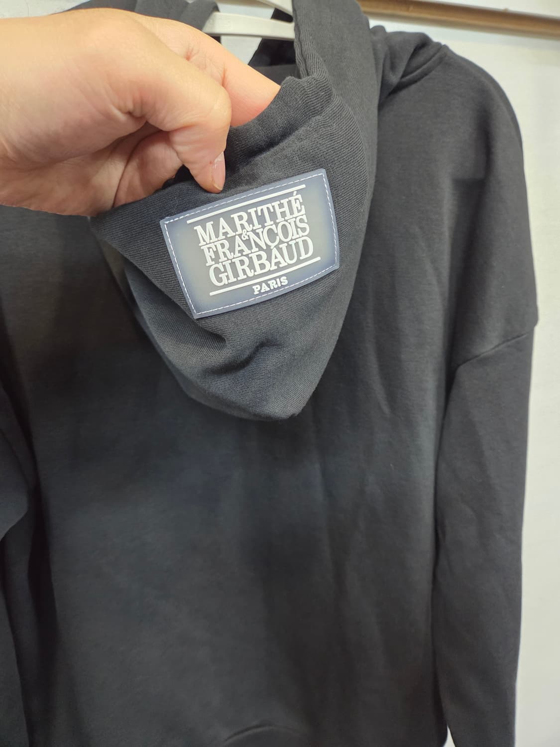 마리떼프랑소와저버 클래식 자수로고 후드티 m 상품이미지3