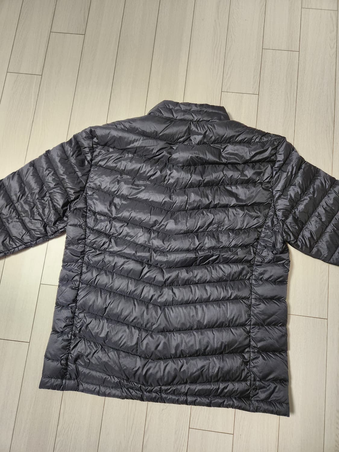 프로스펙스 구스다운 경량패딩 사이즈105(xl)

여러 중고사이트에도 같 상품이미지5