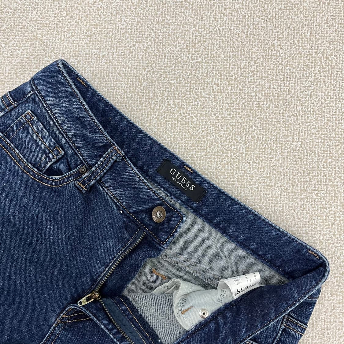 27 게스 부츠컷 데님 청바지 0225M2 상품이미지2