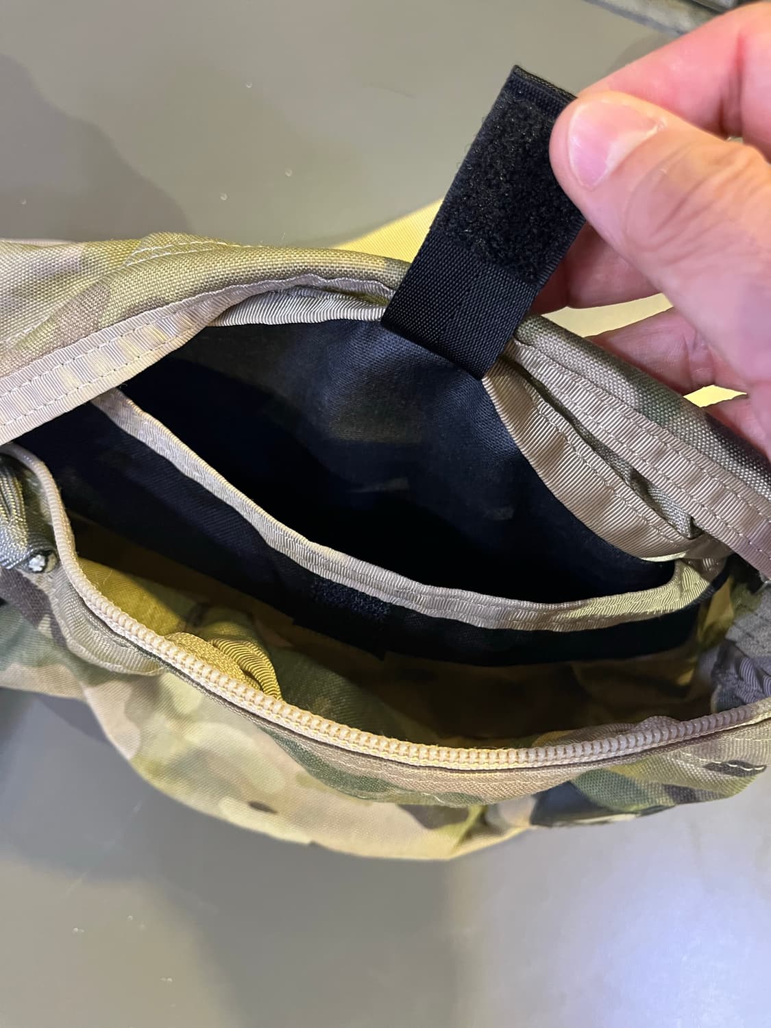 그레고리 구형로고 멀티캠 웨이스트백 상품이미지5