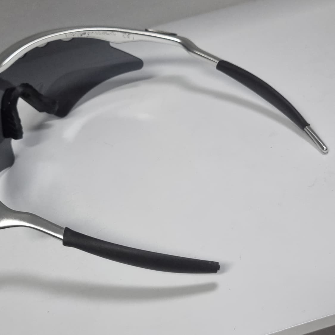 오클리 PRO 엠프레임 폴리쉬드 알루미늄 새렌즈 상품이미지7