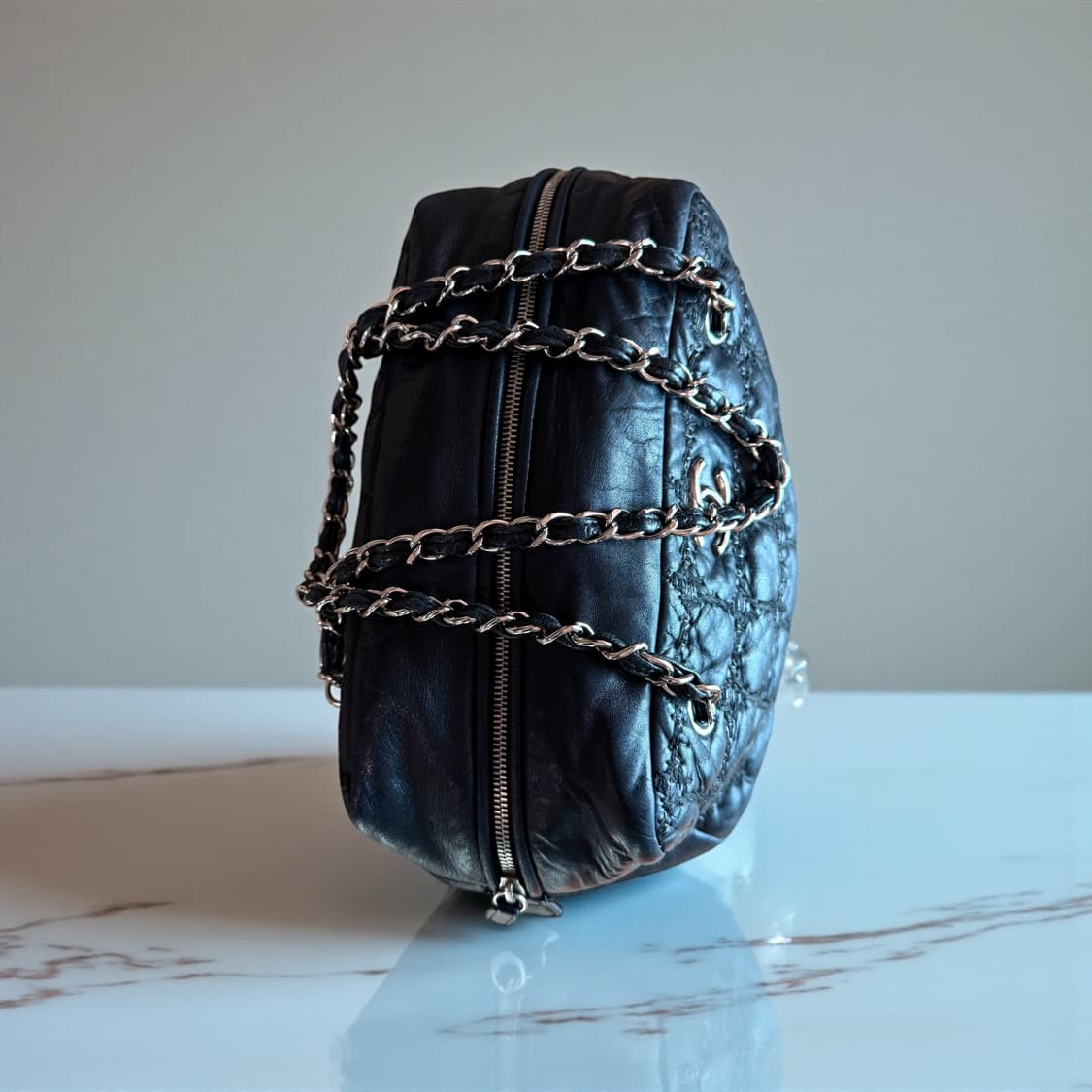 샤넬 12번대 램스킨 × 트위드 믹스 카메라백 상품이미지5