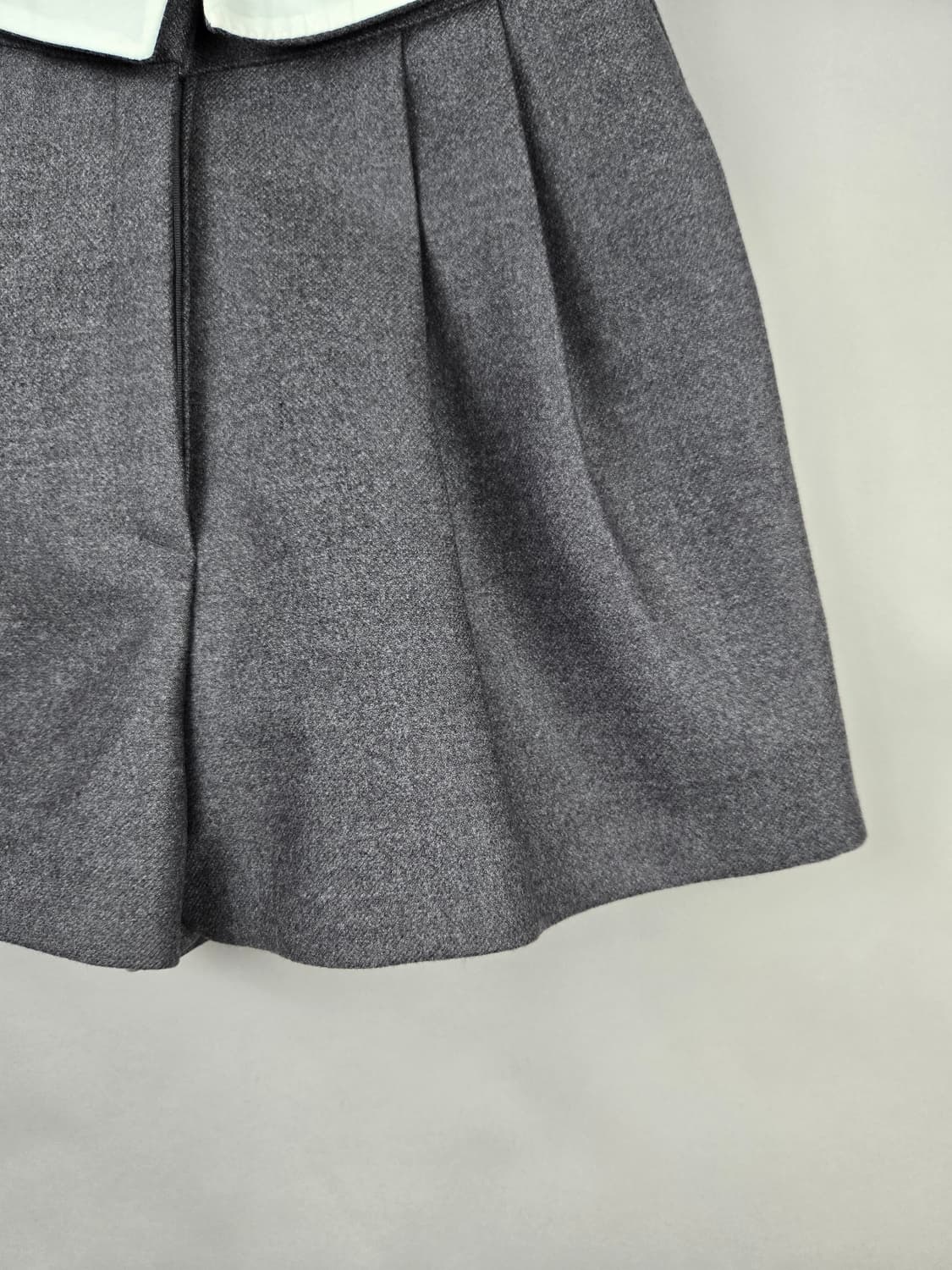 [무료배송]젠틀우먼 S 여성 핀턱 와이드 쇼츠 반바지 얇은 모직 느낌 상품이미지4