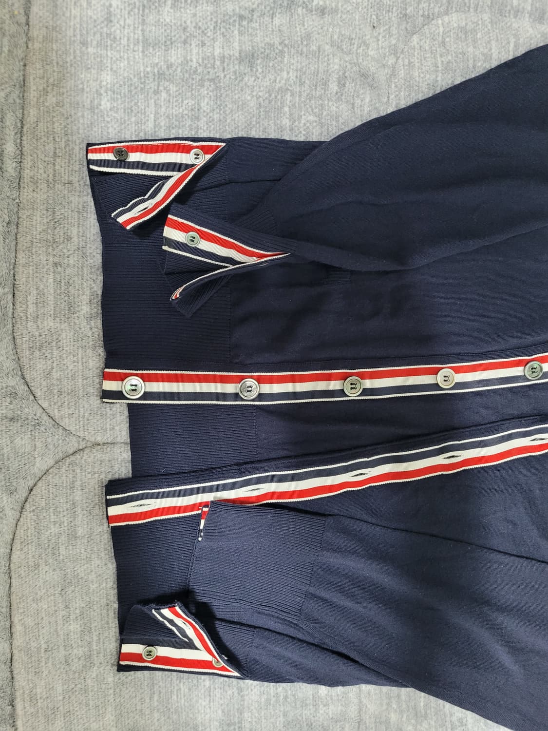 톰브라운 메리노울 가디건 상품이미지3