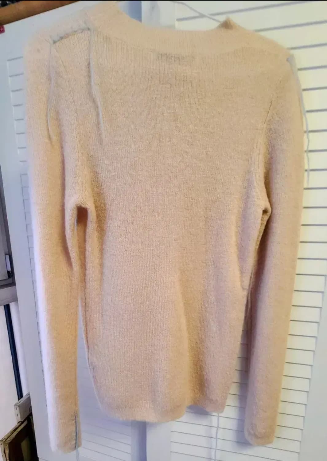 Zara 울 소재의 크림색 니트 상품이미지2