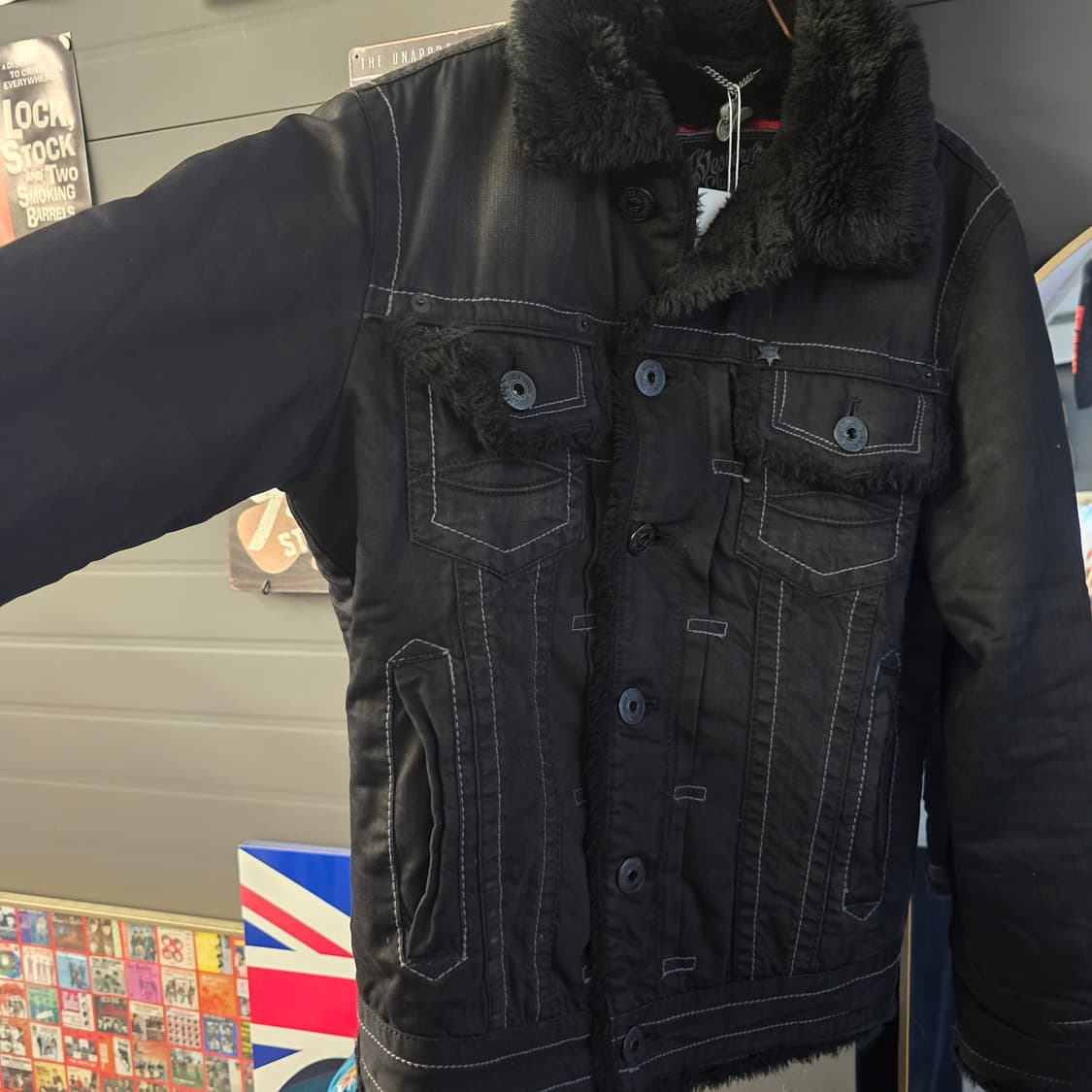 SHANE JEANS 쉐르파 웨스턴  블랙 데님 트러커  상품이미지4