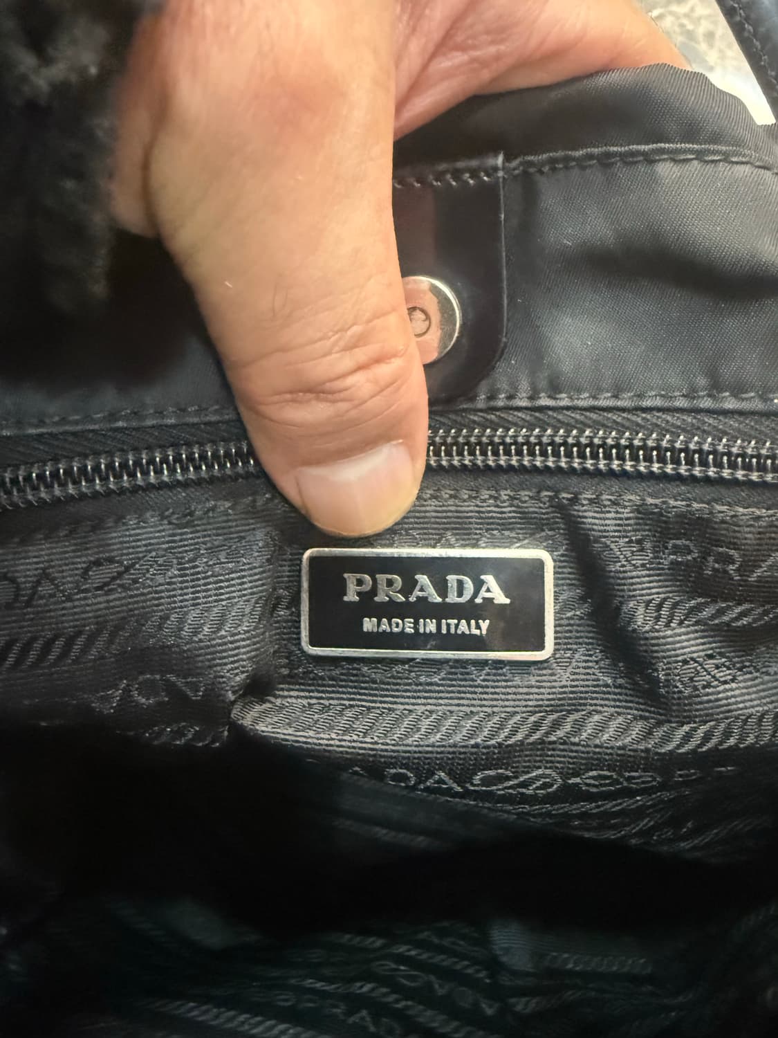 정품 프라다 나일론 복주머니 토트백 팝니다 상품이미지8