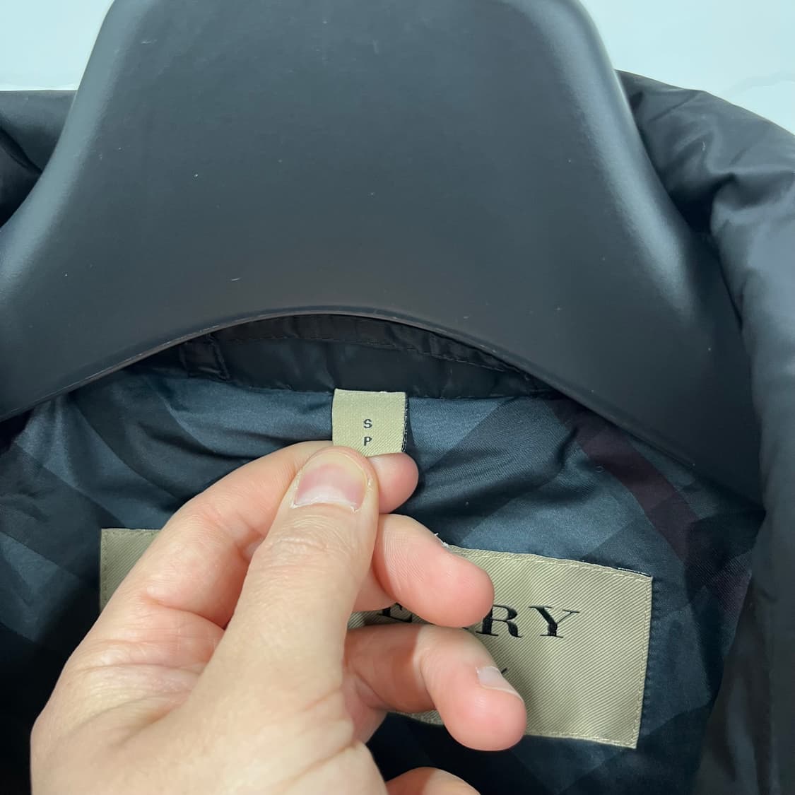 버버리 우먼 애쉬무어 패딩점퍼 S 상품이미지4