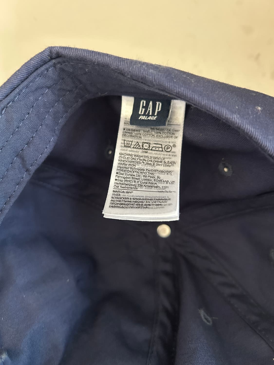 팔라스 x 갭 플래그 6-패널 네이비 - 24SS 상품이미지2