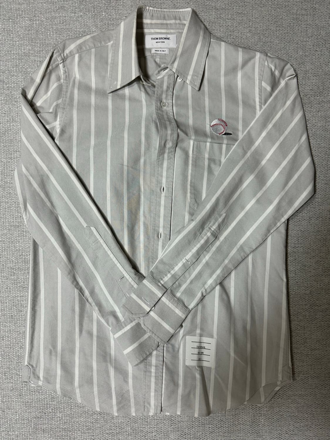 [정품] 톰브라운 베이스볼 자수 스트라이프 옥스퍼드 셔츠 (1사이즈) 상품이미지5