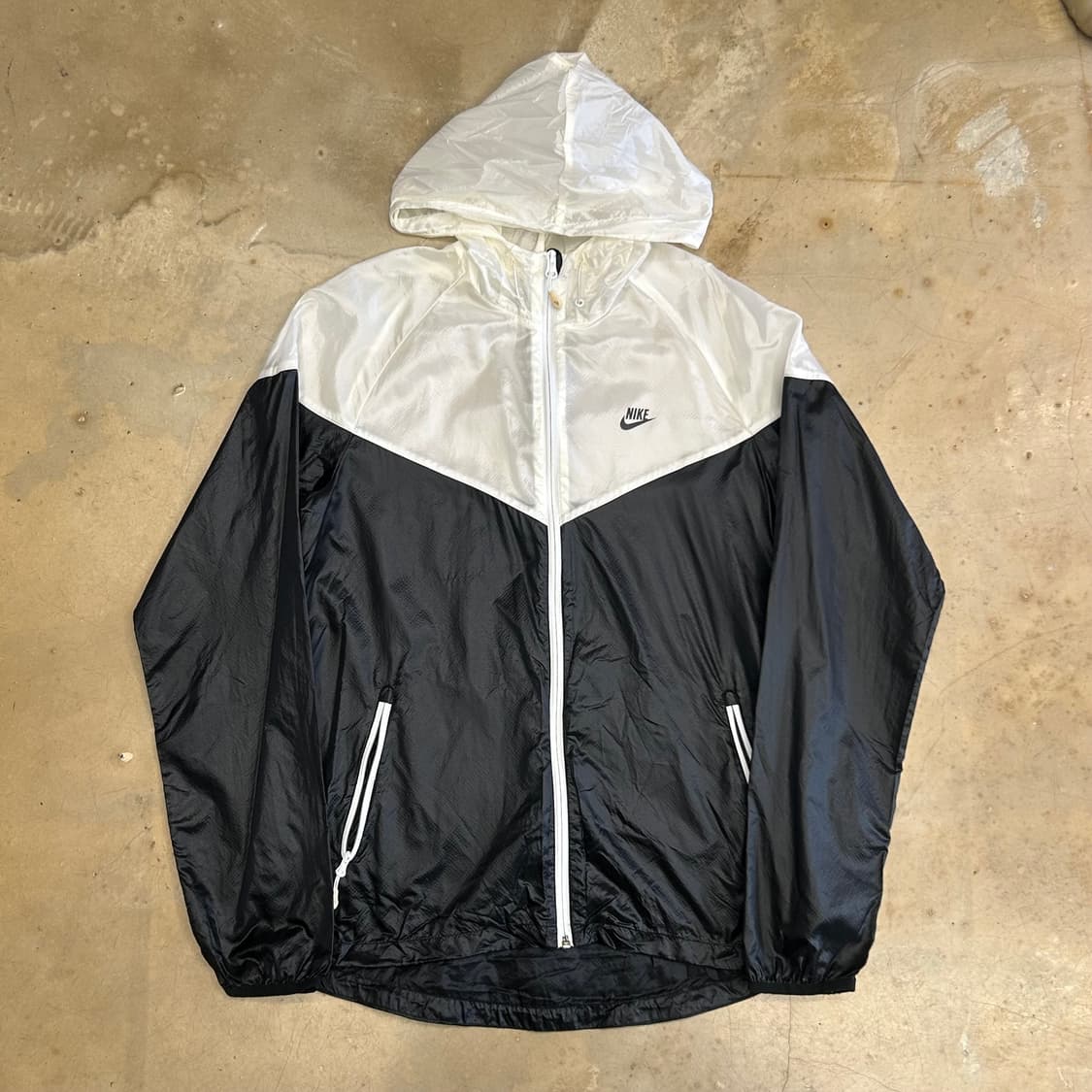 M 나이키 배색 후드 바람막이 상품이미지2