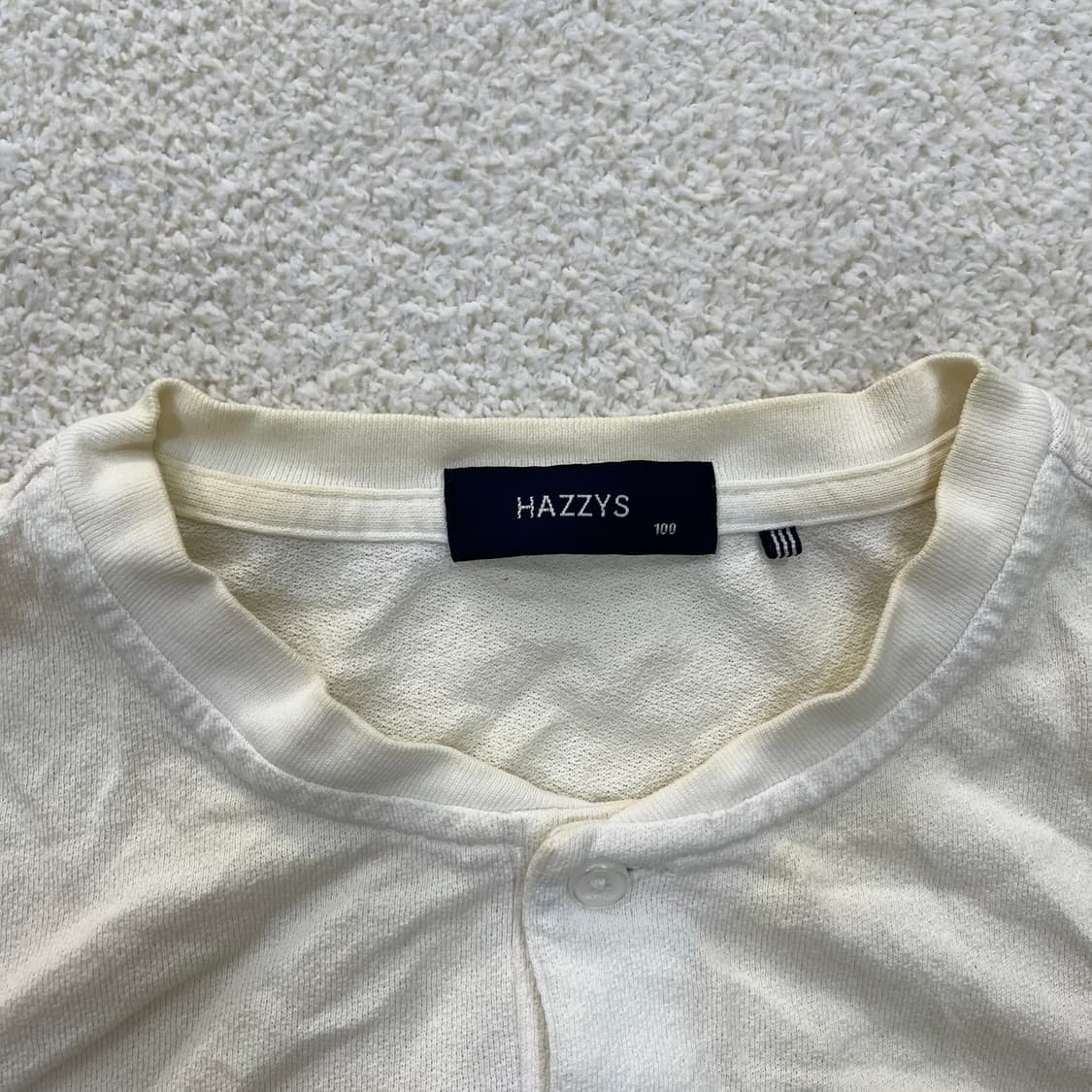 100 헤지스 헨리넥 반팔 티셔츠 0303M 상품이미지2