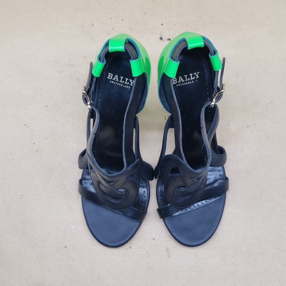 발리 웨지힐 샌들37.5. 235 굽10 상품이미지2