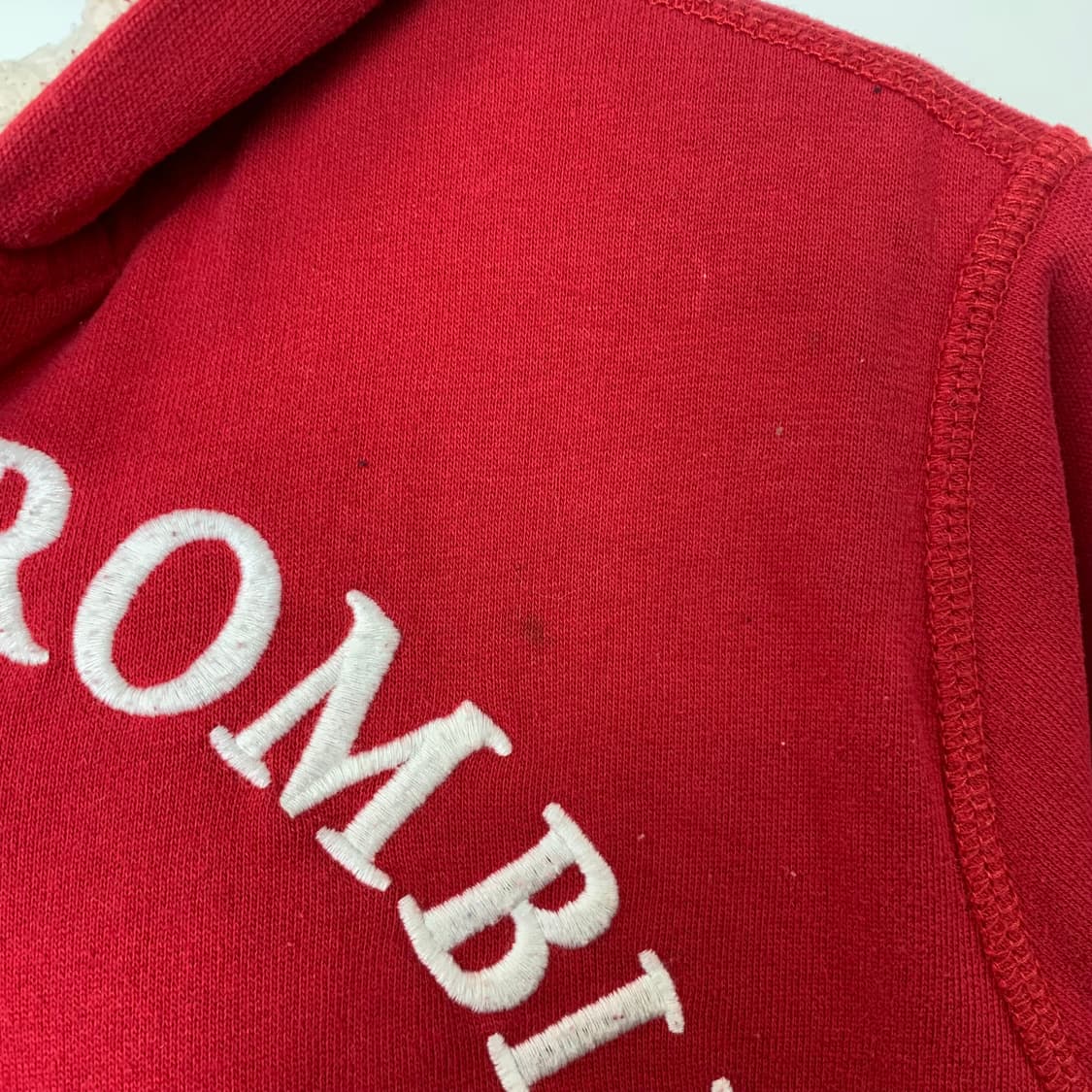 아베크롬비 y2k 와투케 양털 레드 후드집업 상품이미지8