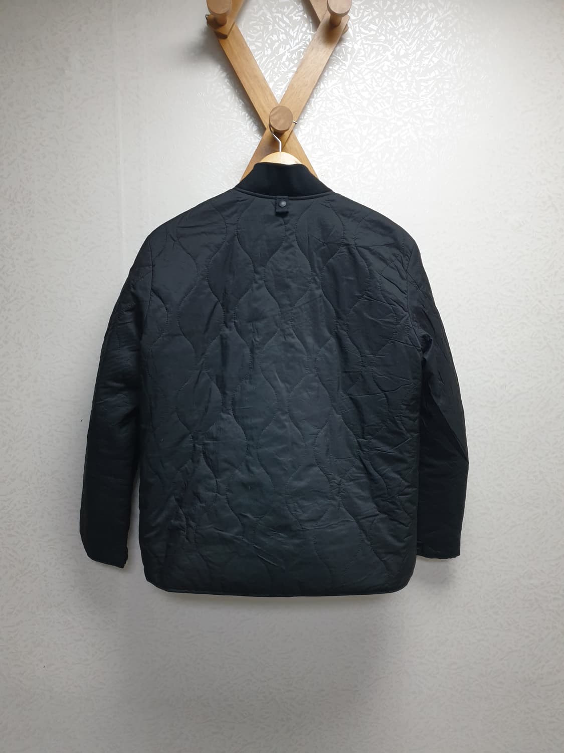 [남95/정품] cp컴퍼니 퀼팅 경량패딩 블랙 상품이미지9