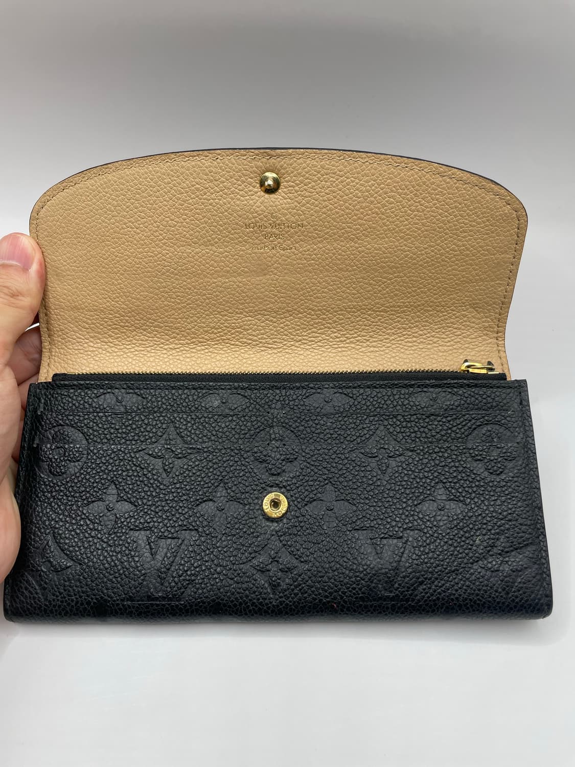 루이비통 에밀리 앙프렝뜨 장지갑 블랙 상품이미지6