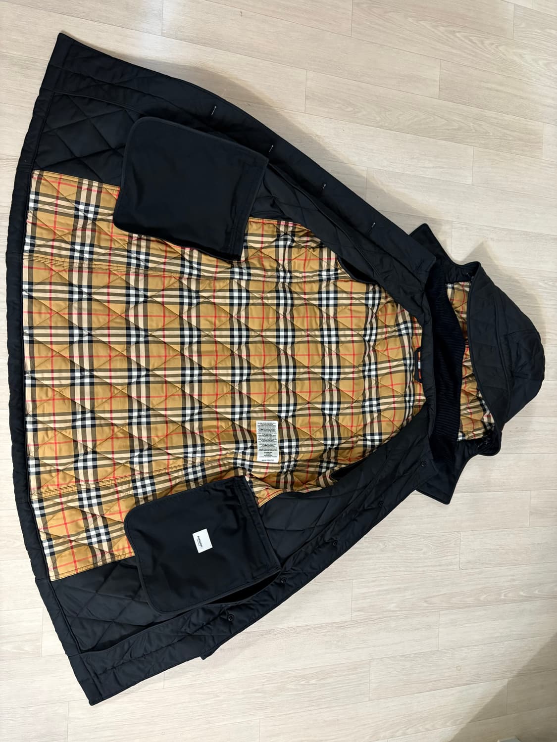 버버리데레햄여성롱퀼팅자켓 상품이미지4