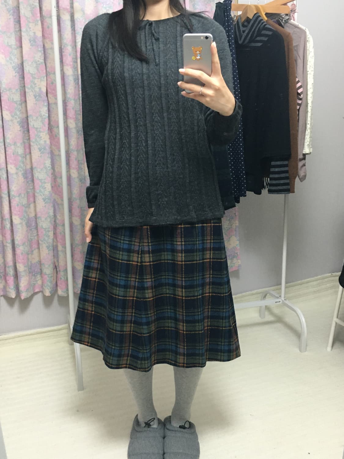 다크 그레이 긴소매 니트 상품이미지3