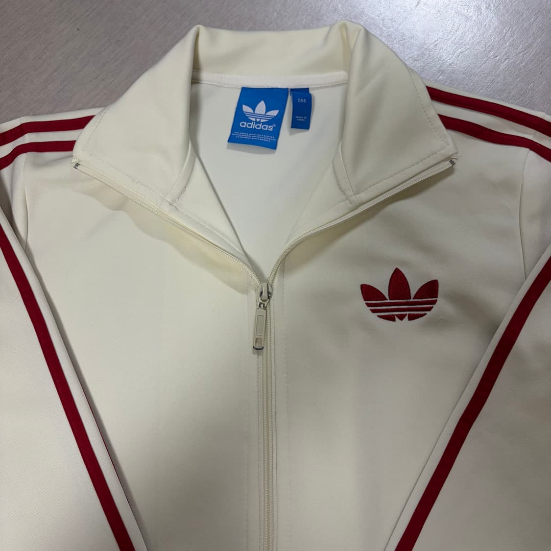 아디다스 파이어버드 흰빨 져지 트랙탑 상품이미지3