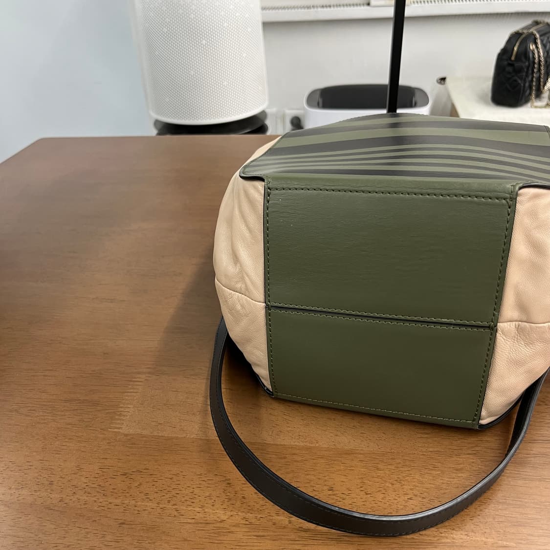 마르니 거싯 버킷백 상품이미지6