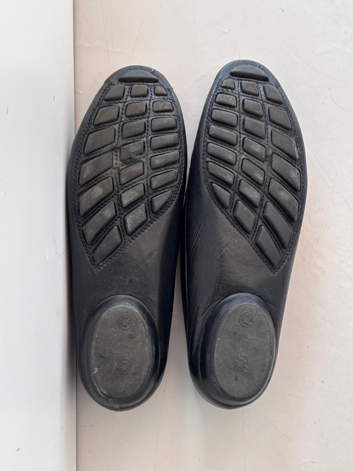 Vintage Ferragamo Leather Loafer 상품이미지8