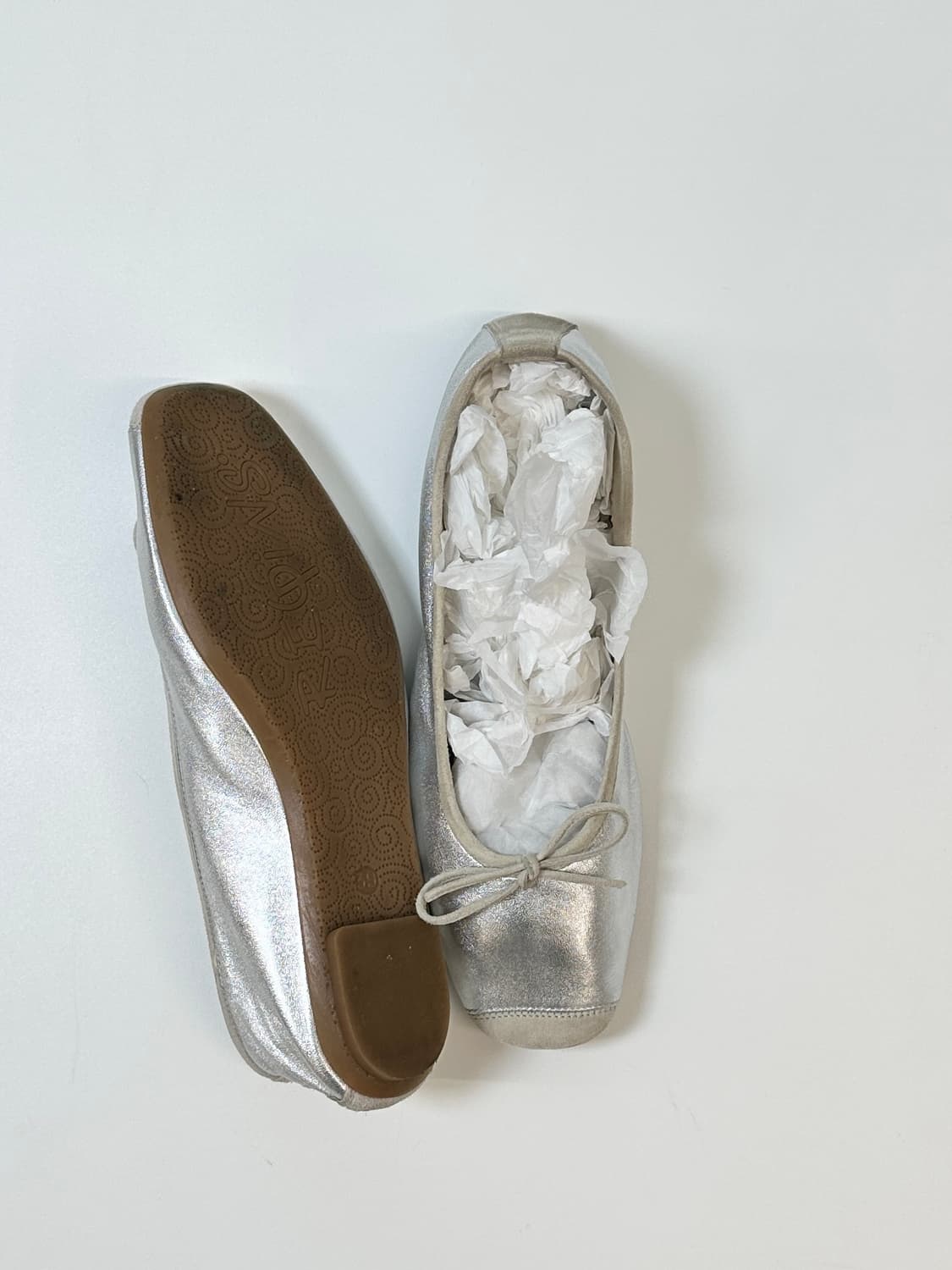 흐꺙 하모니 플랫슈즈 실버 상품이미지3