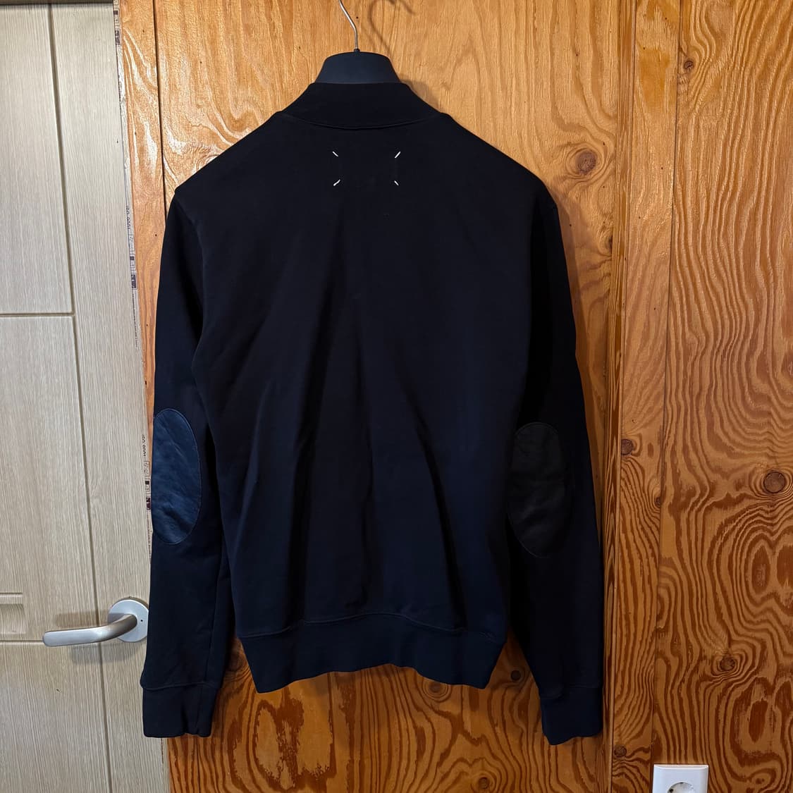 메종 마르지엘라 백스티치 봄버 자켓 판매 합니다. 상품이미지3