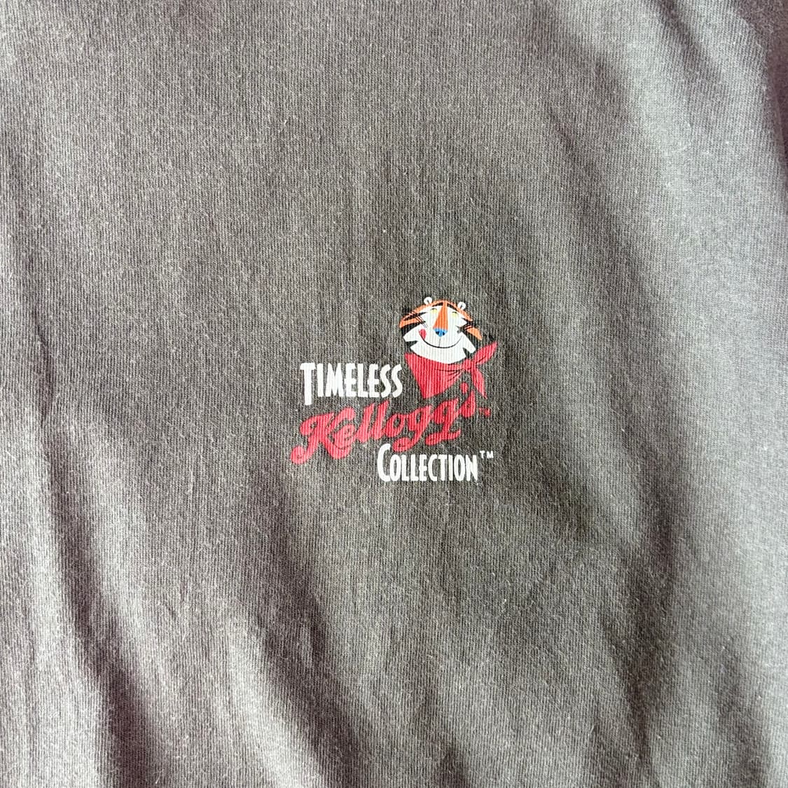 켈로그 '토니 더 타이거'  피그먼트 티셔츠 상품이미지3